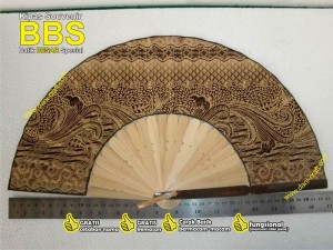 souvenir pernikahan kipas batik besar spesial