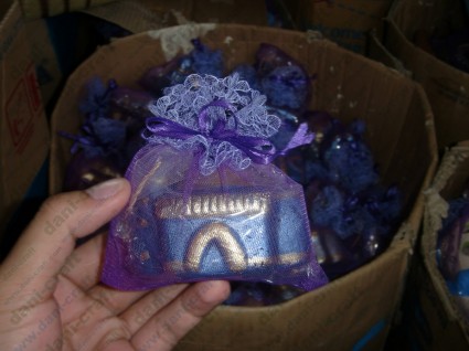 sarung tile kemasan souvenir